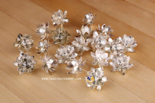 10pc Lotus Design Flowers