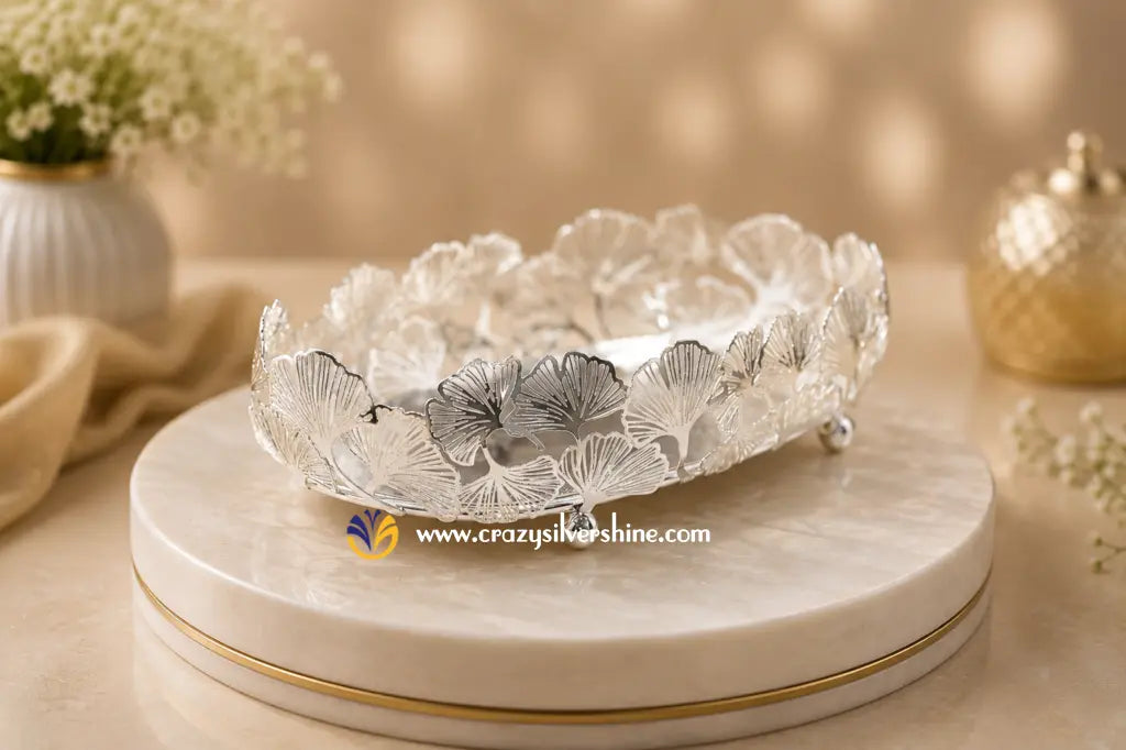 Oval Shaped Ginkgo leaves Design Tray Crazy Silver Shine